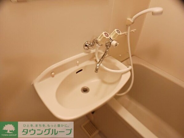 グリーンヒルズBの物件内観写真